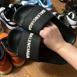 BALENCIAGA SLIDES - SZ 5